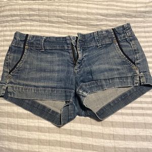 American Eagle 🦅 Jean Shorts